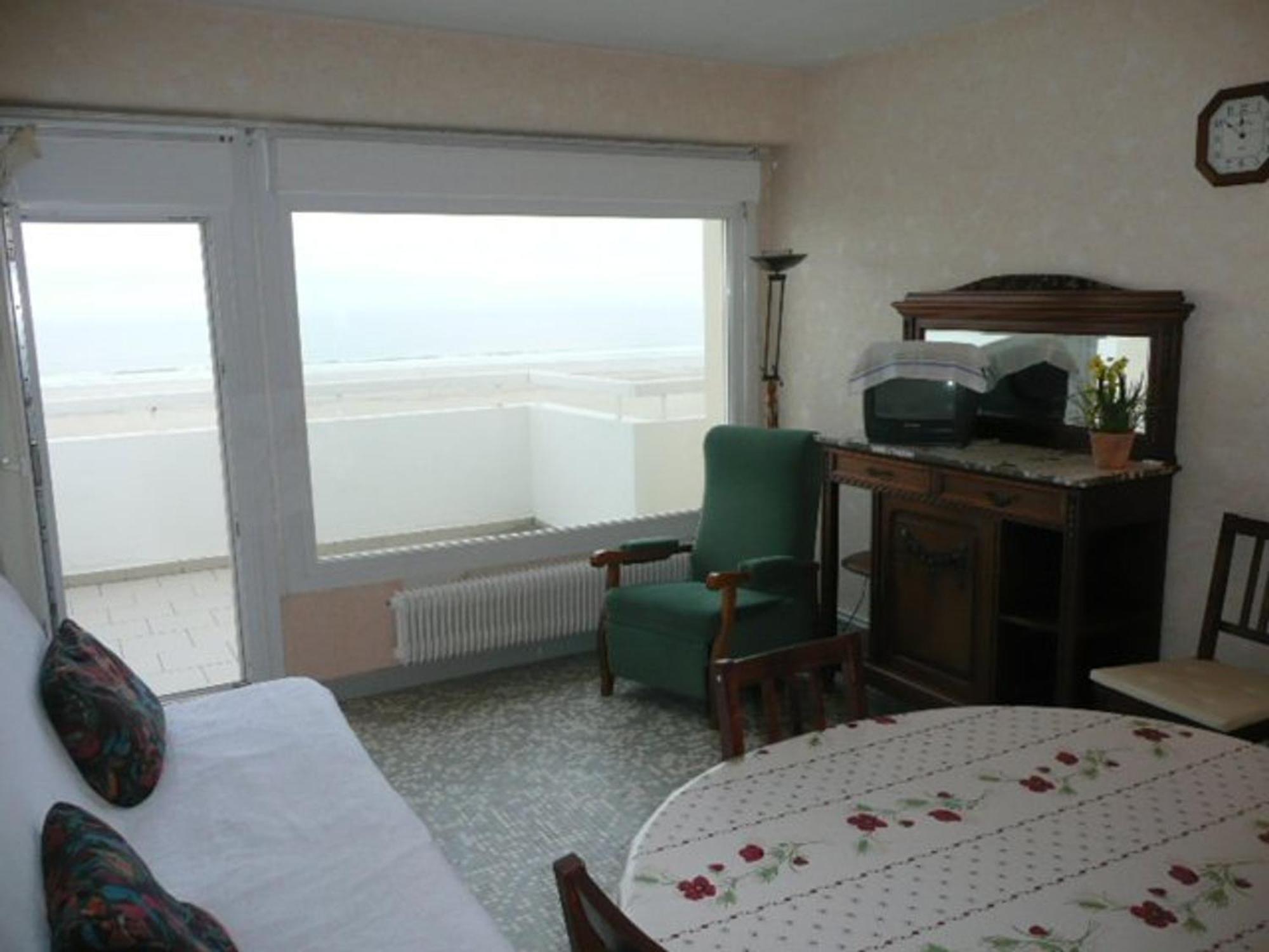 Appartement Front De Mer Avec Terrasse - 2 Chambres, Animaux Acceptes - Fr-1-674-16 Berck Exteriér fotografie